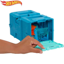 Cargar imagen en el visor de la galería, Hot Wheels Track Builder choque hielo pista