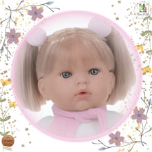 Cargar imagen en el visor de la galería, Muñeca Tita Nines de Onil 45 cm