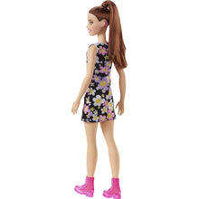 Cargar imagen en el visor de la galería, Muñeca Barbie Fashionista vestido margaritas con audífono (187)