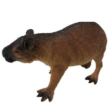 Cargar imagen en el visor de la galería, Figura carpincho de juguete 12 cm animal del bosque-
