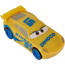 Cargar imagen en el visor de la galería, Dinoco Cruz Ramirez Cars coche retro fricción pullback escala 1/43