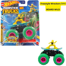 Cargar imagen en el visor de la galería, Hot Wheels monster trucks Freestyle Wreckers board wild 1:64 7/11