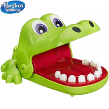 Cargar imagen en el visor de la galería, juego de mesa cocodrilo sacamuelas