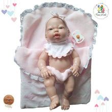 Cargar imagen en el visor de la galería, juguete bebe con arrullo Nines de Onil