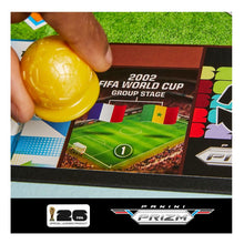Cargar imagen en el visor de la galería, Monopoly Copa Mundial de la FIFA 2026 Panini Prizm