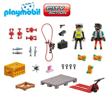 Cargar imagen en el visor de la galería, Playmobil control aduanas 70775