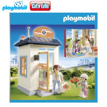 Cargar imagen en el visor de la galería, Playmobil doctora con paciente