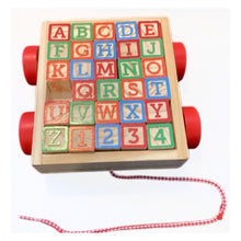 Cargar imagen en el visor de la galería, Bloques madera letras y números con arrastre carro