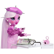 Cargar imagen en el visor de la galería, Lavender Lynn Shadow High violeta Serie 3 Rainbow High
