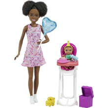 Cargar imagen en el visor de la galería, BARBIE muñeca Skipper canguro trona afroa con bebé (GRP41)