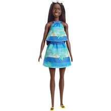 Cargar imagen en el visor de la galería, Muñeca Barbie Loves The Ocean estampado azul