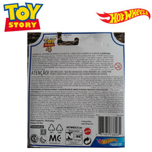 Cargar imagen en el visor de la galería, Duke Caboom coche Toy Story Hot Wheels character escala 1/64 Disney-(3)