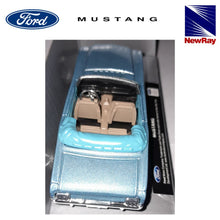 Cargar imagen en el visor de la galería, Ford Mustang azul coche a escala 1/43 New Ray-(2)