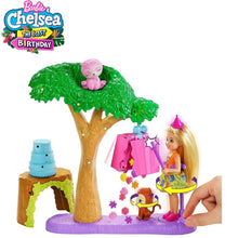 Cargar imagen en el visor de la galería, chelsea-cumpleaños-perdido-con-piñata-barbie