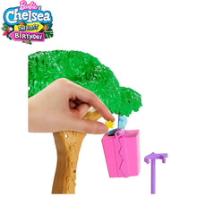 Cargar imagen en el visor de la galería, chelsea-cumpleaños-perdido-con-piñata-barbie-(2)