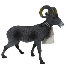 Cargar imagen en el visor de la galería, figura-carnero-muflón