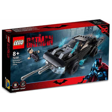 Cargar imagen en el visor de la galería, LEGO Batmovil caza del pingüino (76181) DC Batman

