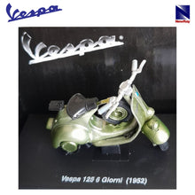 Cargar imagen en el visor de la galería, Vespa 125 6 Giorni (1952) New Ray miniatura a escala 1/32-