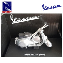 Cargar imagen en el visor de la galería, Vespa 150 GS (1955) New Ray réplica a escala 1/32-