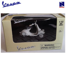 Cargar imagen en el visor de la galería, Vespa 98 gris (1946) Piaggio miniatura a escala 1/32 New Ray-(2)