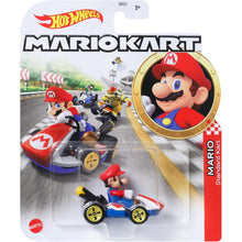 Cargar imagen en el visor de la galería, Mario Standard Mario Kart Hot Wheels (GBG26)
