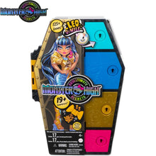 Cargar imagen en el visor de la galería, monster high skulltimate cleo de nile
