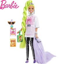 Cargar imagen en el visor de la galería, Barbie extra pelo verde
