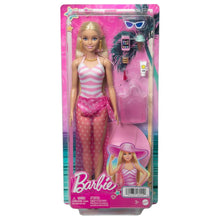 Cargar imagen en el visor de la galería, Barbie playa con bañador
