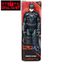 Cargar imagen en el visor de la galería, Batman Wingsuit DC figura

