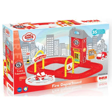 Cargar imagen en el visor de la galería, Estación de bomberos con coche y helicóptero
