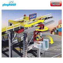 Cargar imagen en el visor de la galería, Grúa con contenedores Playmobil
