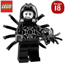 Cargar imagen en el visor de la galería, Lego chico con disfraz de araña Serie 18
