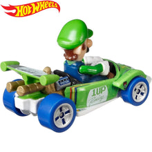 Cargar imagen en el visor de la galería, Luigi Mariokart Hot Wheels
