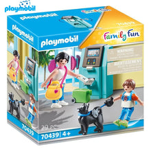 Cargar imagen en el visor de la galería, Playmobil turistas con cajero 70439 Family Fun

