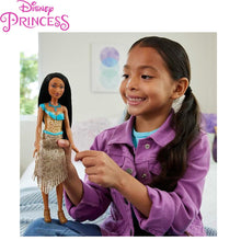Cargar imagen en el visor de la galería, Pocahontas muñeca Princesa Disney
