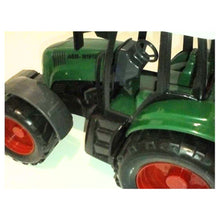 Cargar imagen en el visor de la galería, tractor verde de juguete
