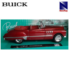 Cargar imagen en el visor de la galería, Buick Roadmaster rojo a escala 1/43 miniatura New Ray-
