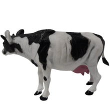 Cargar imagen en el visor de la galería, Figura vaca frisona blanca y negra de juguete 21 cm-
