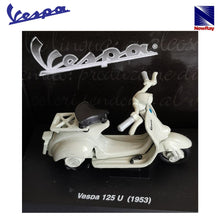 Cargar imagen en el visor de la galería, Vespa 125 U (1953) Piaggio miniatura histórica New Ray-
